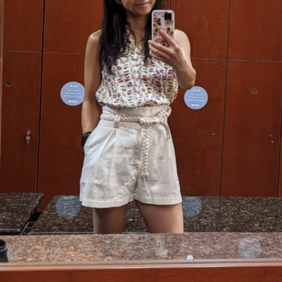 NWOT ASOS DESIGN Petite paperbag short in off white with braid belt - Picture 10 of 13